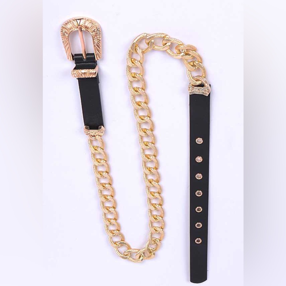 Chunky Gold Chain Statement Belt